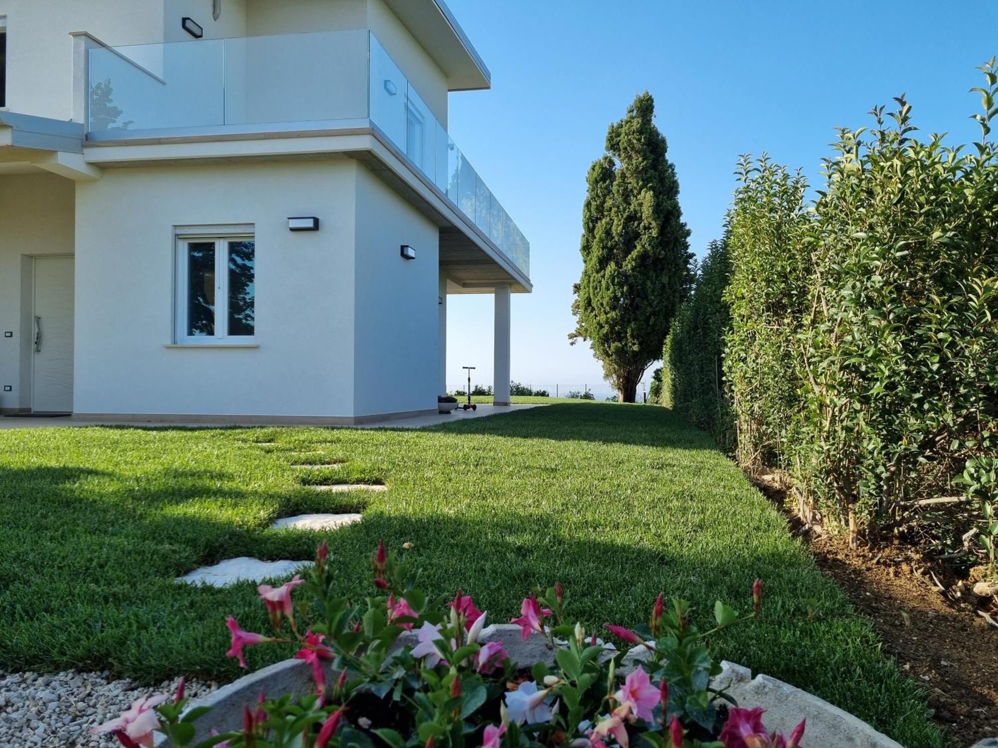 Carezza Del Mare Villa โทริโนดิซานโกร ภายนอก รูปภาพ