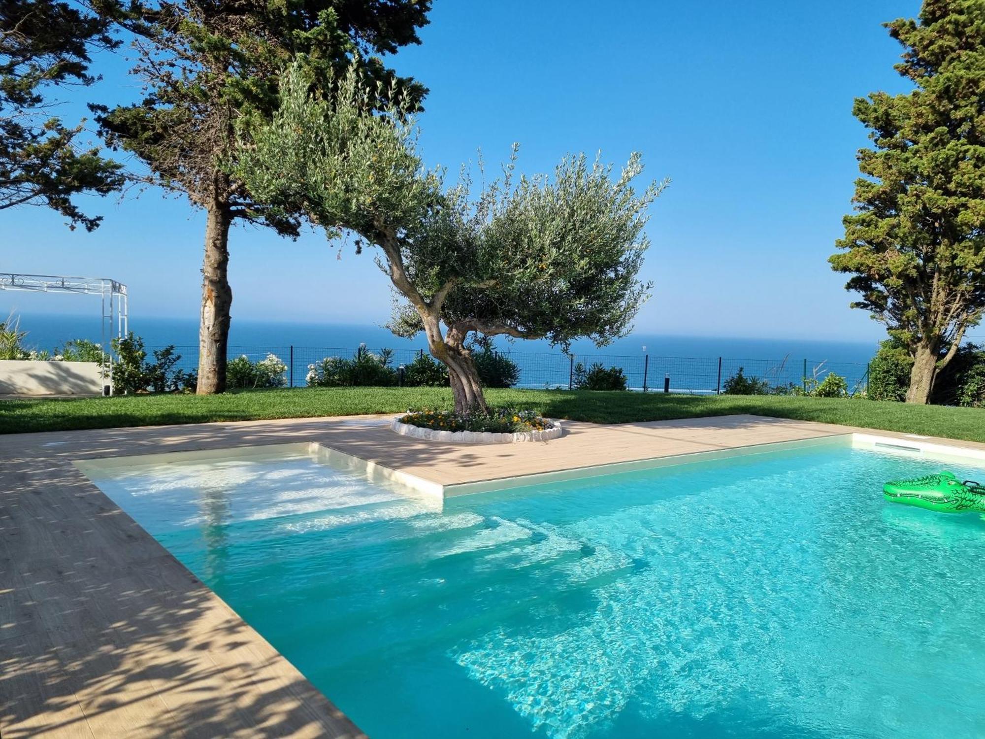 Carezza Del Mare Villa โทริโนดิซานโกร ภายนอก รูปภาพ